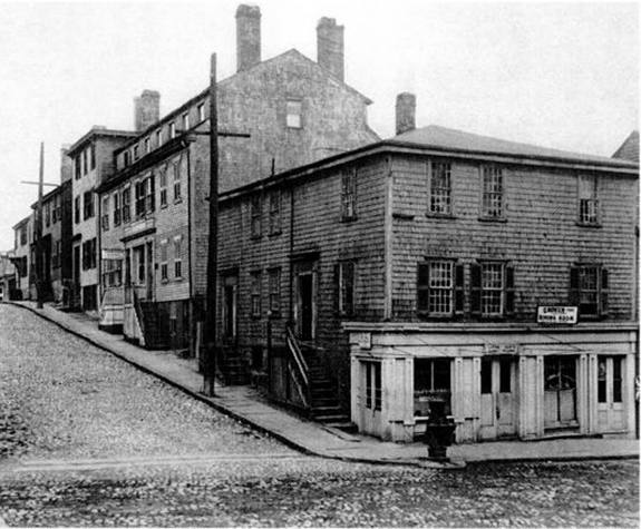 1900 Bethel Street - Sommers Dining Room New Bedford, Ma - www.WhalingCity.net