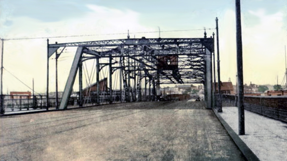 1906 New Bedford - Fairhaven Bridge over the Acushnet River - www.WhalingCity.net