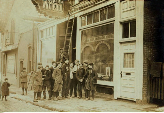 1912 Elm Bowling and Pool Room 32 Elm Street - New Bedford, Ma. www.WhalingCity.net