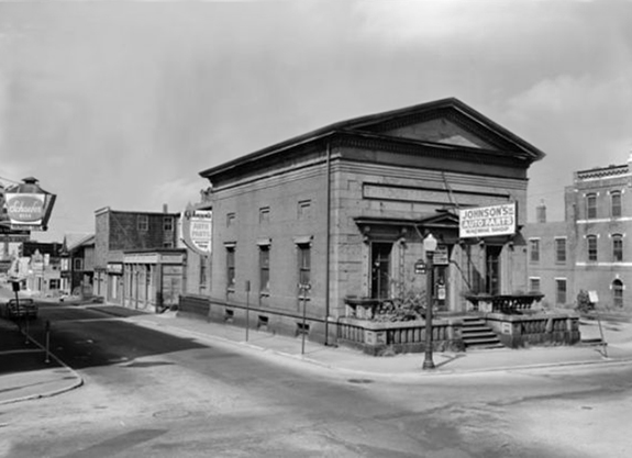 old courthouse in New BEdford - www.WhalingCity.net 