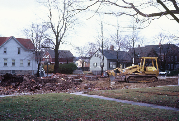 Sacred heart School New BEdford, 1972 - Demolition 14 - www.WhalingCity.net